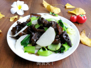 山药青菜炒黑木耳步骤7