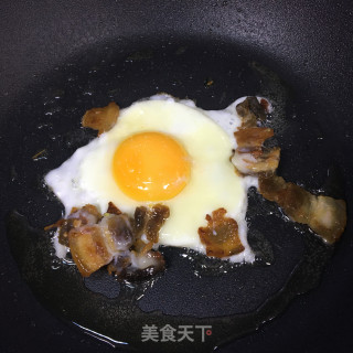 油渣鸡蛋炒白菜步骤3