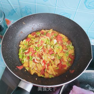 鸡蛋蒜薹炒西红柿步骤8
