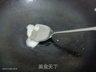 米酒焖鱼块步骤2