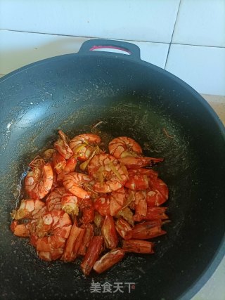 炒九节虾步骤9