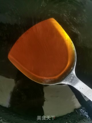 五花肉烧鸡翅根步骤2