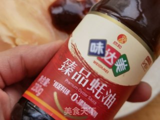 酸菜滑鸡煲步骤3