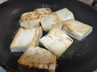 白菜豆腐炖鱼步骤3