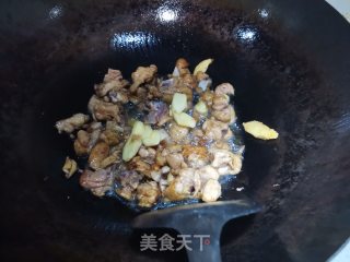 红辣椒炒鸡步骤2
