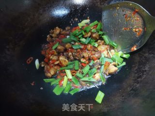 红辣椒炒鸡步骤6