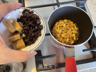 白灼长豆角步骤4