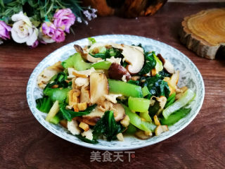 香菇青菜炒豆干步骤7
