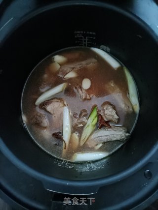 电饭煲腐乳排骨步骤6