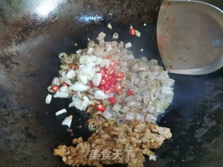 肉末白四季豆炒白辣椒步骤6