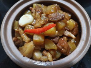 五花肉烧土豆步骤11