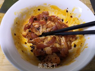 老干妈粉蒸肉步骤3