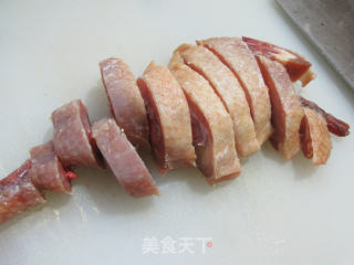 腊鸡腿蒸香芋步骤2