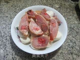 腊鸡腿蒸香芋步骤6