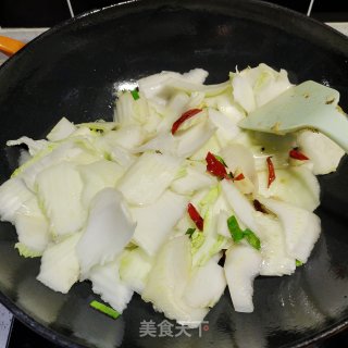 白菜炒蘑菇步骤7