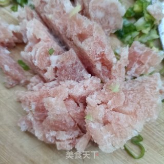 蒸白萝卜肉卷步骤6