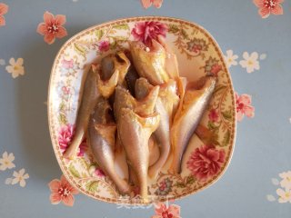 酥炸吉头鱼步骤2