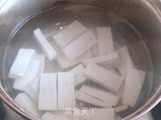 火腿炖白菜豆腐步骤3 火腿炖白菜豆腐步骤3