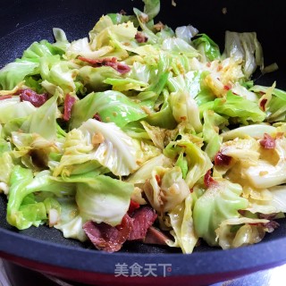 火腿炒手撕包菜步骤9