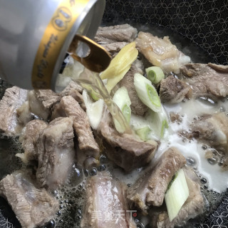 土锅啤酒炖排骨步骤5