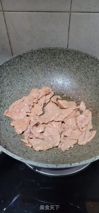 牛肉炒白洋葱步骤8