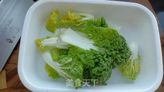 极简不失美味——榛蘑炒奶白菜步骤4