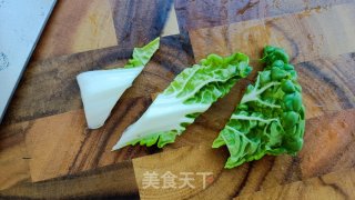 极简不失美味——榛蘑炒奶白菜步骤5