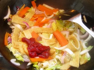 韩式辣炒年糕,自制年糕,冷吃热吃都好吃步骤11 韩式辣炒年糕,自制年糕,冷吃热吃都好吃步骤11