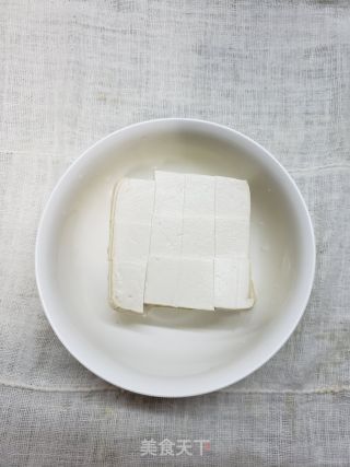 鲜嫩入味鸭血烧豆腐步骤1 鲜嫩入味鸭血烧豆腐步骤1
