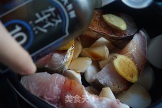 萝卜炖鱼步骤6