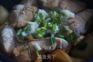 萝卜炖鱼步骤11