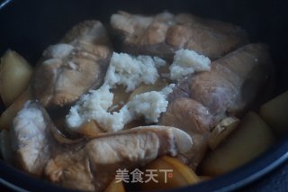 萝卜炖鱼步骤10