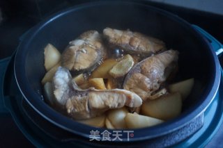 萝卜炖鱼步骤9