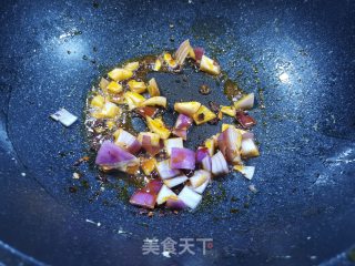 木耳鸡蛋炒年糕步骤4