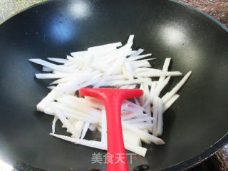 油豆角炒萝卜步骤4