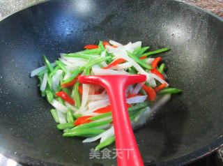 油豆角炒萝卜步骤10