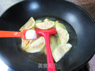 蛋饺烧土豆步骤7 蛋饺烧土豆步骤7