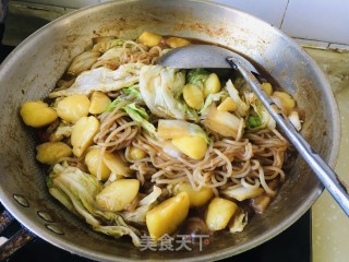 红烧肉白菜炖粉条步骤10