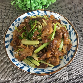 香芹炒牛筋步骤8