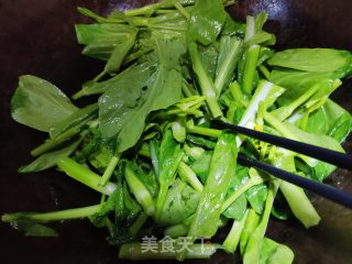 小炒白菜苔步骤3