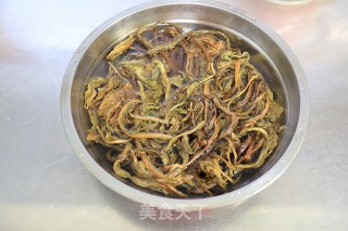 腊肉蒸雪里蕻步骤2