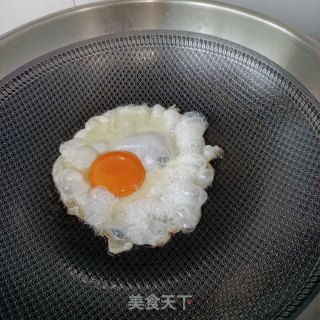 蒜香荷包蛋步骤4