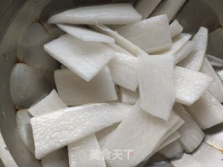 想偷懒，就一锅酸菜海鲜锅足也步骤2