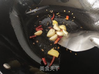 想偷懒，就一锅酸菜海鲜锅足也步骤5