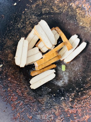 香干土豆炒肉片步骤12