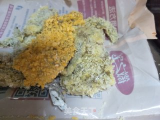 油炸琵琶虾仁步骤3