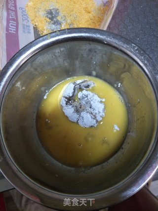 油炸琵琶虾仁步骤2