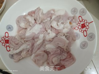 爆炒猪小肠步骤1