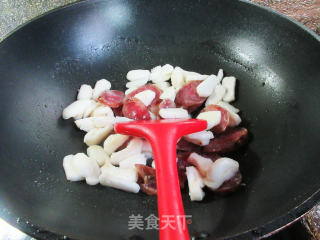 腊肠炒荸荠步骤3 腊肠炒荸荠步骤3