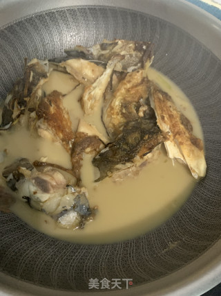 豆腐鱼头煲步骤11